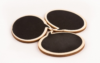 speech bubbles next to each